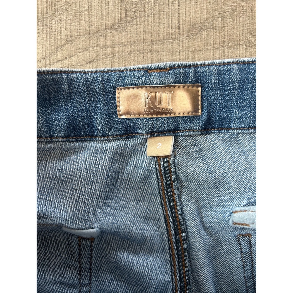 Kut from the Kloth Wide Leg Cropped Jeans Medium Wash Raw Hem Size 2 - Picture 7 of 8